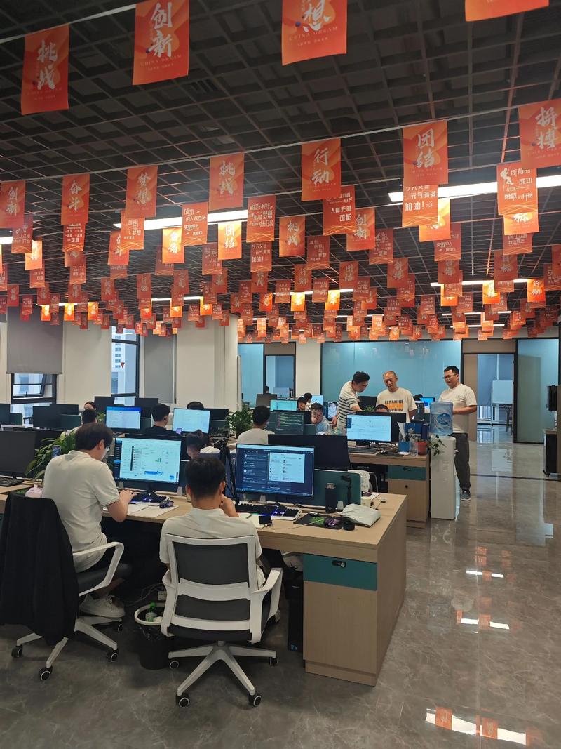 软件开发产业的最新趋势：云端与人工智能